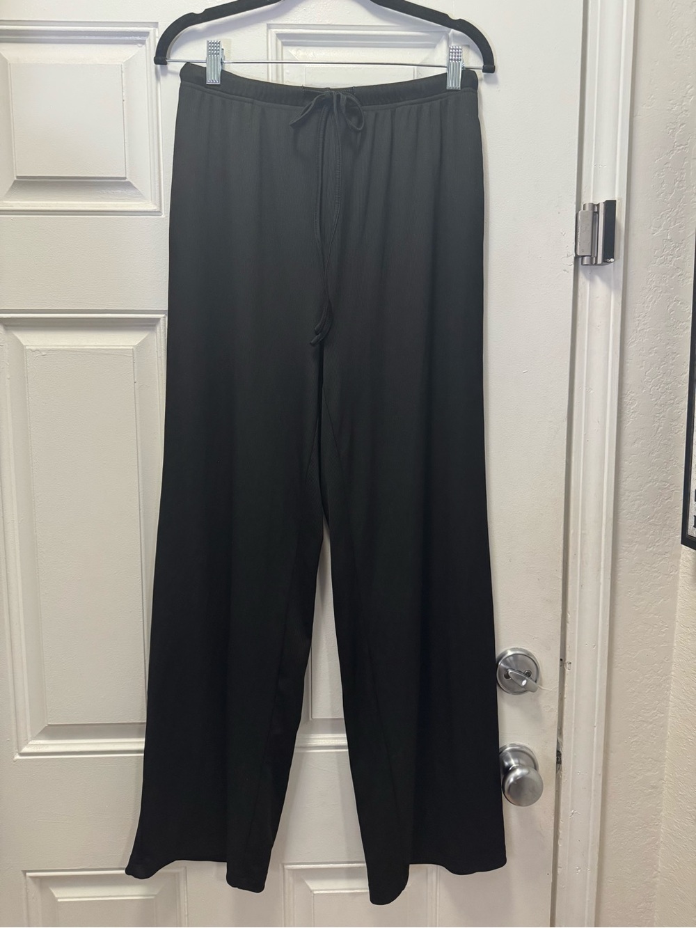 Women's Black Drawstring Lounge Pants - Comfortable Everyday Pajama Bottoms 0396